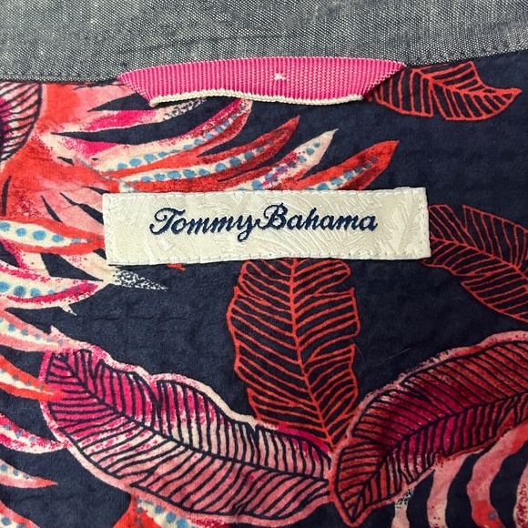 Tommy Bahama Hawaiian Shirt Fenu Fronds Tiki Camp Textured Cotton Floral Pattern - Picture 8 of 12